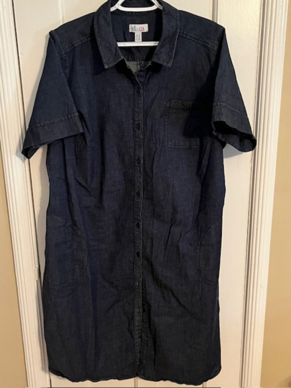 DENIM SHIRT DRESS, D&CO, 1X, DARK FINISH, SIDE POCKETS, SS; EUC!